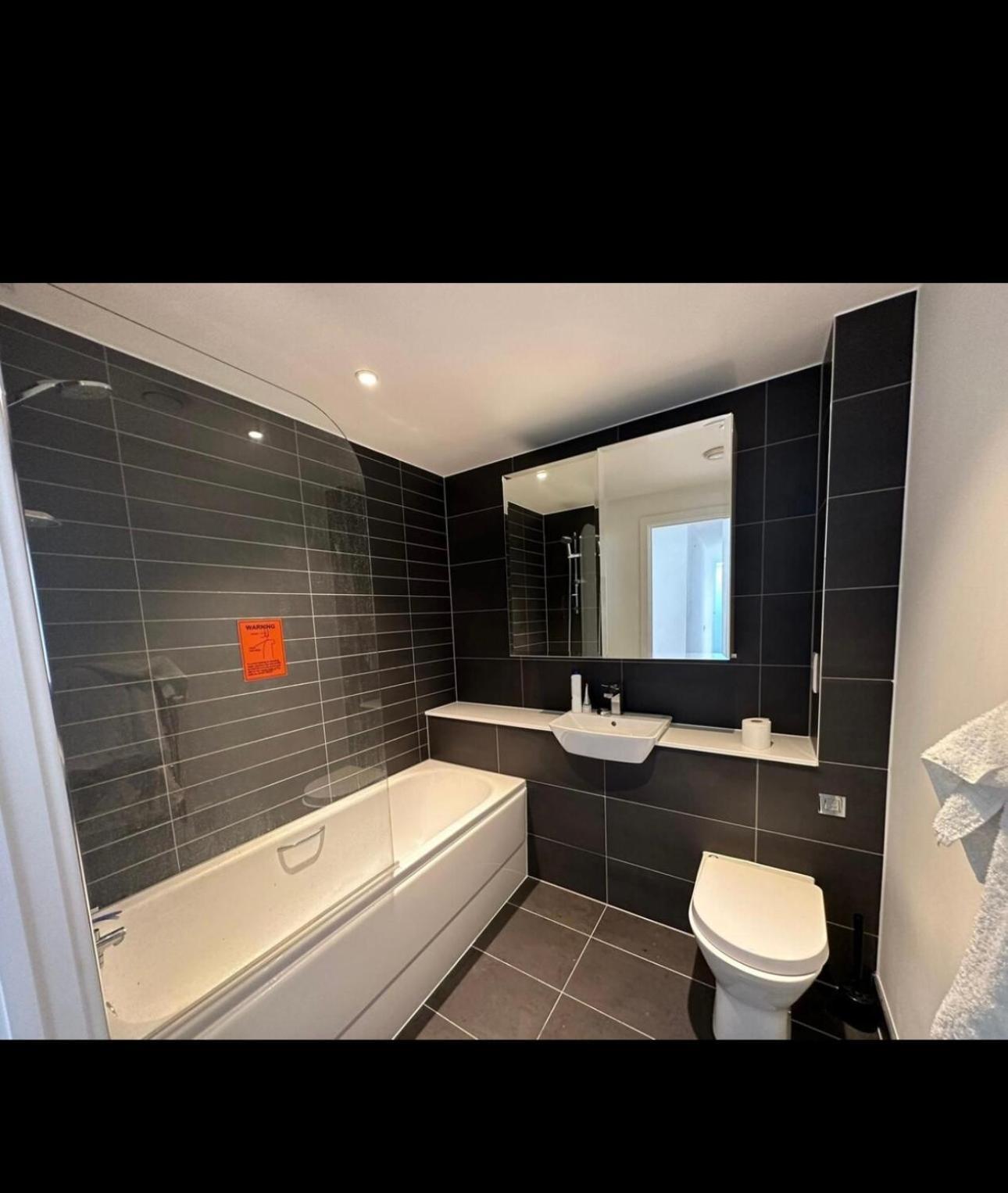 Homestay Galaxy London